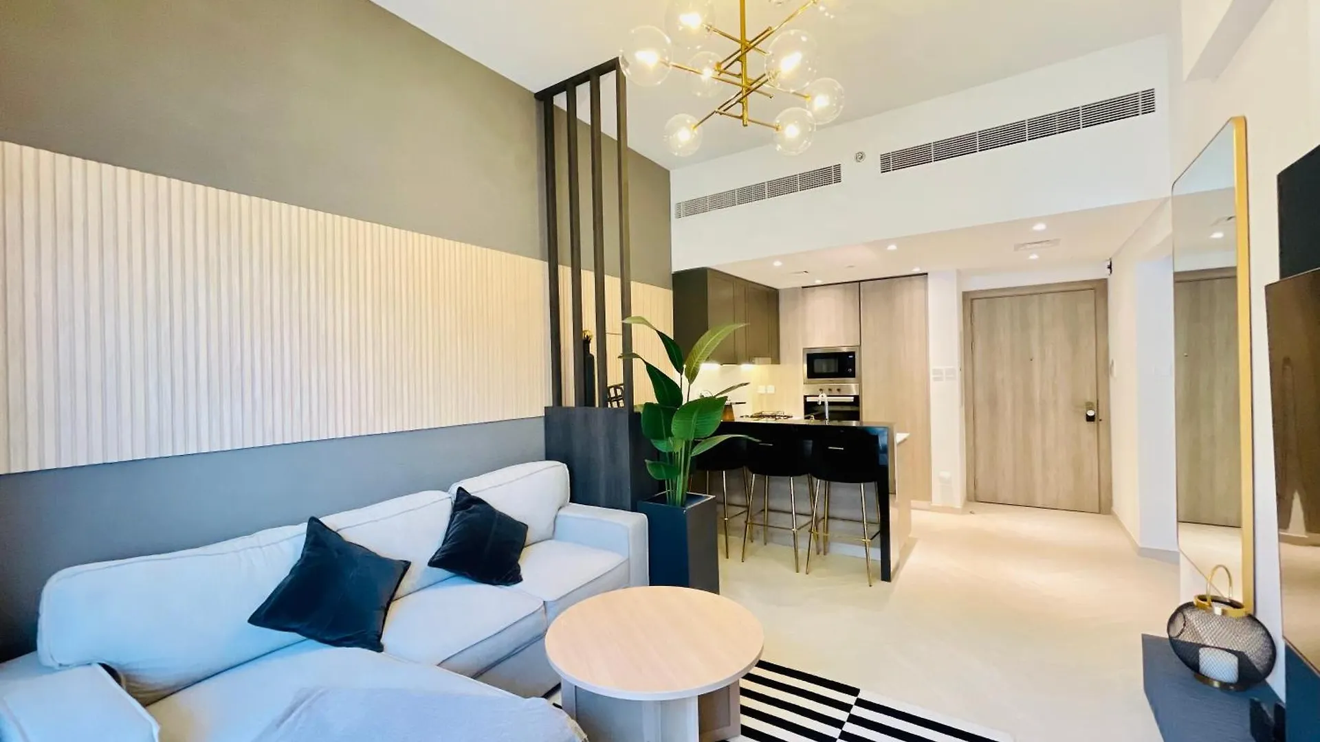 Luxury 1 Bedroom Apartment Dubaj